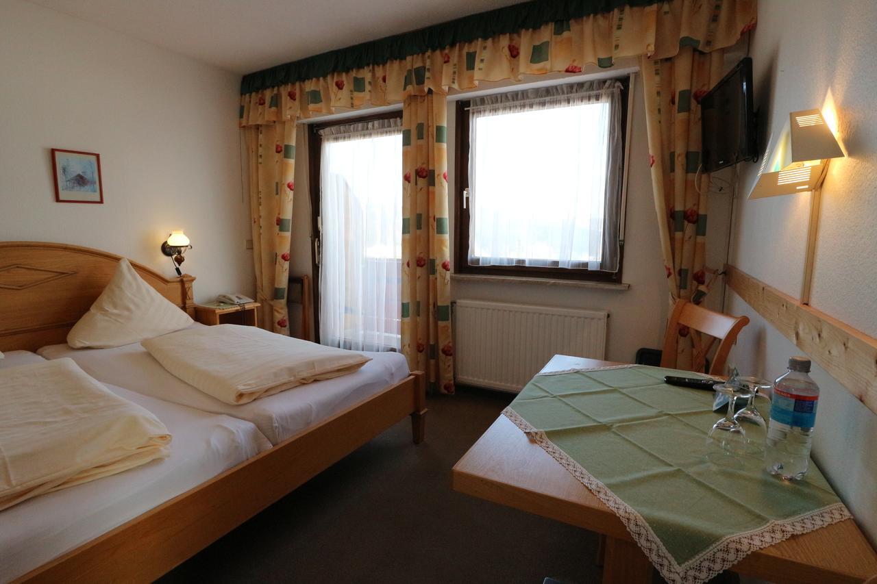 Hotel Dachsberger-Hof Wittenschwand Bagian luar foto